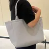 Bolsa Tote de Lona Listrada Feminina Grande Capacidade Ombro Único para o Dia a Dia Simples Versátil Nova Bolsa de Lona 2026
