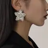 Europa y Estados Unidos nuevos pendientes exagerados de circonita de diamante de cinco puntas pendientes temperamento femenino transfronterizos color retro pendientes geométricos