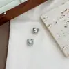 Diseño de Alta Gama Pendientes Brillantes Nicho Elegantes Multifacéticos Exquisitos Lujo Accesible Pendientes Elegantes Pendientes de Lentejuelas