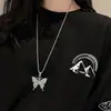 Collar de mariposa con incrustaciones de diamantes europeo y americano, colgante de moda cool para chica popular, cadena larga para suéter de moda hip hop callejero, personalidad para hombres y mujeres