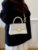 Bolso de Mano para Mujer Verano 2025 Nuevo Bolso Cuadrado Pequeño Transfronterizo con Acabado de Alta Gama, Bolso Cruzado Versátil, Bolso Pequeño de Moda