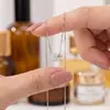 Colar de coração duplo emenda total de diamantes, design japonês e coreano transfronteiriço, pingente de coração de diamante brilhante de luxo leve, gargantilha de corrente fina simples