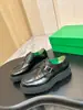 Mocasines BV de Cuero Genuino con Suela Gruesa y Hebilla para Hombre, Zapatos Slip-On de Punta Redonda, Retro Transfronterizo que Aumentan la Altura, Ropa de Trabajo, Zapatos Casuales para Hombre
