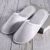 Pantuflas Desechables de Lujo Cinco Estrellas para Casas de Huéspedes, Hoteles, Hospitalidad en el Hogar, Viajes, Antideslizantes, Engrosadas, Uso Especial al por Mayor
