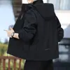 Chaqueta transfronteriza para hombre para primavera y otoño con capucha desmontable, cortavientos versátil a prueba de tres elementos para hombre, chaqueta casual para hombres jóvenes y de mediana edad