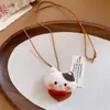 Collar con colgante de gatito de muñeca de tela para mascotas lindo estilo coreano, cadena para suéter estilo infantil fresca y dulce, accesorio versátil