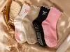 Calcetines de Yoga Transfronterizos para Mujer, Calcetines Deportivos Antideslizantes para Pilates, Fitness y Suelo, de Media Pantorrilla, con Lazo, Calcetines para Mujer de Zhuji Hosiery