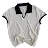 Camiseta de punto sencilla con cuello polo de manga corta y paneles de color contrastante para mujer, nuevo estilo verano 2025, top holgado y adelgazante de manga corta