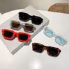 Gafas de sol cuadradas de montura pequeña, estilo retro europeo y americano, nuevo modelo 2026, gafas de sol de moda simples y de alta gama para mujer