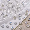 Rhinestone de estrella de cinco puntas invertida de fondo plano para arte de uñas Cristal K9 estrella de cinco puntas de color claro uña de fondo plano con forma de taladro de vidrio al por mayor