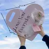 Caixa de Presente com Flores, Bolsa de Mão Floral em Formato de Coração, Bolsa com Buquê de Rosa Única, Cartão Floral de Mão com Espelho