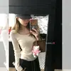 Top atrevido con cuello en U y escote pronunciado, camiseta de punto de manga larga, capa base ajustada con diseño acanalado, Primavera 2025