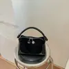 Bolso de mujer retro esmerilado de moda 2026 nuevo bolso cruzado versátil de moda para el trabajo bolso de mano otoño e invierno bolso cuadrado pequeño