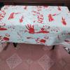 Espejo cruzado especial para decoración de fiesta de Halloween mantel con huella de mano de sangre banderín de cadena de cuchillo de sangre tela de fondo banderín de arrastre diseño de escena