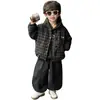 Conjunto de Moletom Pelúcia para Meninos Outono Inverno 2026 Novo Jaqueta Xadrez Espessa Infantil Roupas de Inverno Conjunto Quente de Três Peças Tendência