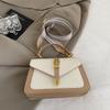 Bolsa mensageiro de ombro único com alto valor de beleza, nova moda primavera 2025, combina com todos os estilos, temperamento popular, pequena bolsa quadrada para mulheres