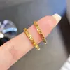 Anillo de Lujo Ligero Deslumbrante Hielo Triturado Cielo Estrellado para Mujer, Estilo Popular de Celebridad de Internet Anillo Hecho a Mano Martillado Onda de Agua para Dedo Índice