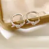 Brincos de Clipe Redondos com Laço de Zircônia Galvanizados em Ouro Real 18K, Brincos de Estilo Minimalista com Sensação de Luxo Leve e Alto Padrão, Atacado