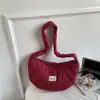 Bolsa de Algodón tipo Burbuja Estilo Coreano para Mujer, Gran Capacidad, Nuevo 2025 Otoño e Invierno Bordado de Corazón Exquisita Bolsa Cruzada tipo Empanada