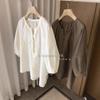 Este Tom É Realmente Amor! Estilo Nacional Francês Leve ~ Camisa Tencel Solta Retrô com Botão de Hortênsia Feita à Mão para Mulheres Verão