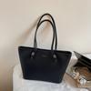 Bolsa Tote Texturizada Estilo Ocidental de Grande Capacidade para Comércio Exterior Transfronteiriço Bolsa de Mão para o Dia a Dia Bolsa de Braço Simples e Moderna Bolsa de Mão