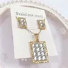 Nuevo especial transfronterizo explosión de tendencia europea y americana titanio acero alta calidad color collar pendientes traje femenino joyería de concha real