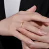 Anel cruzado brilhante estilo Yang Yuteng feminino aberto personalidade retrô simples liso anel vento frio