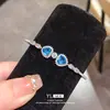 Pulsera Abierta Geométricamente de Zirconia con Forma de Corazón y Gota de Agua de Lujo Accesible Europea y Americana, Joyería de Mano Simple, Elegante, de Nicho, de Alta Gama para Mujeres