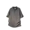 2026 Verão Novo Estilo Fresco Gola Henry Meio Zíper Manga Curta Camiseta para Homens Casual Retrô Americano Solta Simples Tendência