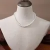 Colar de Pérolas Francês Simples Elegante Luxo Leve High-End Moda Retrô Versátil Elegante Corrente para Clavícula de Pérola de Concha Imitação para Mulheres
