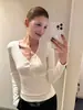 Top casual para mujer con cuello en U y media botonadura, primavera y otoño, elegante, simple, color liso, para llevar debajo, hombro derecho, corte ajustado, camiseta de manga larga