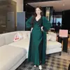 Ropa de dormir sexy para mujer con seda de hielo, copas incorporadas, camisón largo de encaje sin espalda hasta la rodilla de alta gama, ropa de casa de seda