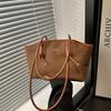 Bolsa Tote de Grande Capacidade Europeia e Americana Novo Modelo 2025 Bolsa de Ombro para o Dia a Dia com Textura Casual Elegante e Bolsa Única para Sobrancelha para Mulheres