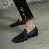 Mocasines de cuero lavado plisado estilo británico 2026 otoño tacón bajo punta redonda cuero genuino zapatos de mujer
