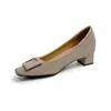 Zapatos de tacón alto para mujer, 6 cm de altura, hebilla cuadrada lacada, tacón grueso, 2026, nuevo estilo francés, puntera cuadrada, slip-on, escotados