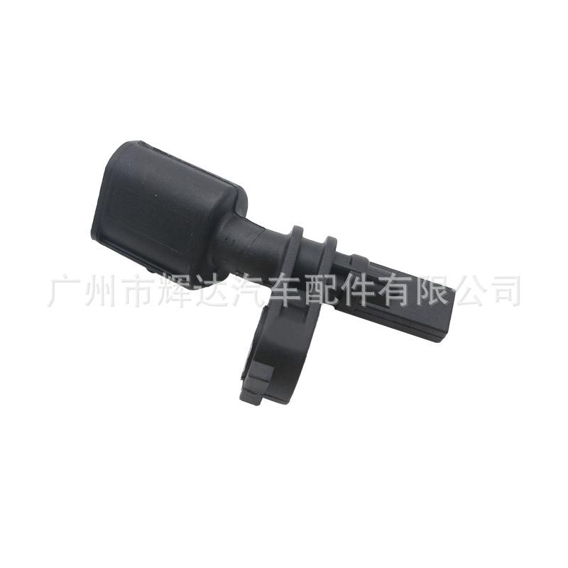 WHT003861-1.jpg