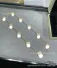 Molde de Aço Van Cleef Trevo de Quatro Folhas Dez Flores Colar Flor Fina Ouro Claro Versão Alta Ouro V Madrepérola Branca Banhado Espesso Ouro 18K Corrente de Clavícula Feminina