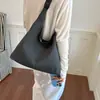 Bolsa de Lona Listrada de Grande Capacidade para o Trabalho Feminina 2026 Nova Moda Versátil Bolsa de Ombro Único Bolsa Tote para Passeio e Trabalho