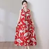 Vestido de algodão e seda plus size super emagrecedor e que valoriza a silhueta, estilo novo para usar por cima, vestido casual A-line floral sem mangas solto e jovial