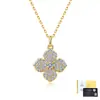 Collar de trébol de cuatro hojas de plata de ley S925 totalmente engastado con diamantes de moissanita, colgante de trébol de la suerte de lujo ligero, cadena para clavícula de mujer, venta al por mayor de fábrica