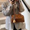Bolso de gran capacidad para mujer, estilo retro de principios de primavera de 2025, nuevo, combinable, de un solo hombro, para uso informal, para el trabajo y el diario.