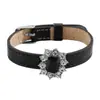 Pulseira com Fivela de Cinto Simples em Liga de Zircônio para Mulheres, Material de Couro, Design de Nicho de Luxo Leve, Joia de Amizade Exquisita e Elegante