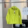 ¡Estilo Montaña al Aire Libre! Chaqueta de Otoño e Invierno para Hombre y Mujer, Cálida de Forro Polar, Cortavientos e Impermeable, Chaqueta de Montañismo