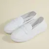 Nuevos zapatos de aire para enfermeras para mujer, de suela blanda, ligeros, no fatigantes, slip-on antideslizantes, zapatos blancos especiales transpirables para personal médico