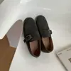 Mocasines slip-on estilo coreano para mujer, nuevo modelo otoño 2026, elegantes y versátiles para ir al trabajo, con suela elástica y puntera redonda lisa