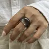 Anel de dedo indicador estilo dopamina cor de doce minimalista transfronteiriço, elegante e luxuoso com um toque de alta qualidade, anel de resina translúcida