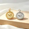 Cobre bañado en oro de 18 quilates, fuerte retención del color, colgante redondo simple en forma de corazón, materiales para accesorios de joyería hechos a mano DIY para pendientes y collares