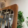 Espejo de tocador de madera maciza estilo medieval, espejo de cuerpo entero vertical de onda para el hogar, dormitorio de niñas, espejo de pie simple de alta gama