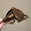 Pinza para Cabello de Concha de Satén Dorada Color Sólido Pinza Tiburón de Tela Pinza para Cabello de Viajero de Gama Alta Accesorios para el Cabello Elegantes Pinza para Cabello