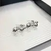 Pendientes de borla con cuentas redondas plateadas combinables, diseño de nicho femenino, pendientes colgantes de racimo de uvas, pendientes de alto sentido y temperamento